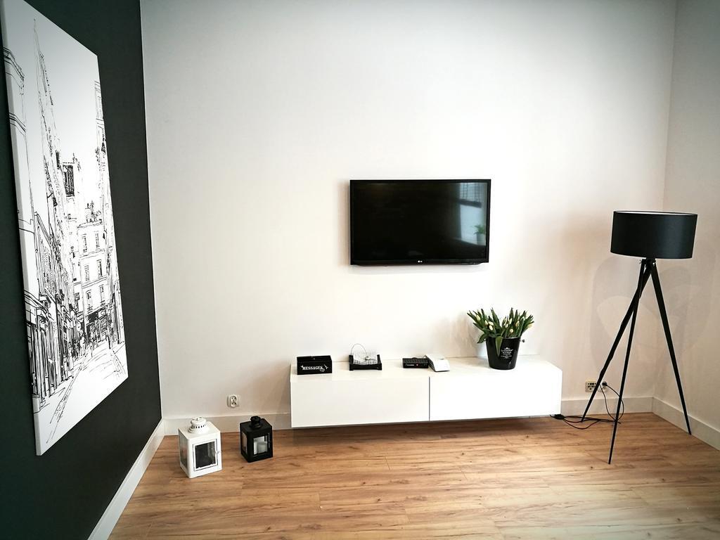Black&White Apartment- Wierzbowa 5 Poznaň Exteriér fotografie