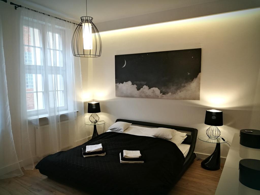 Black&White Apartment- Wierzbowa 5 Poznaň Exteriér fotografie