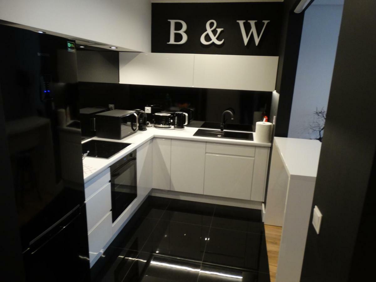 Black&White Apartment- Wierzbowa 5 Poznaň Exteriér fotografie